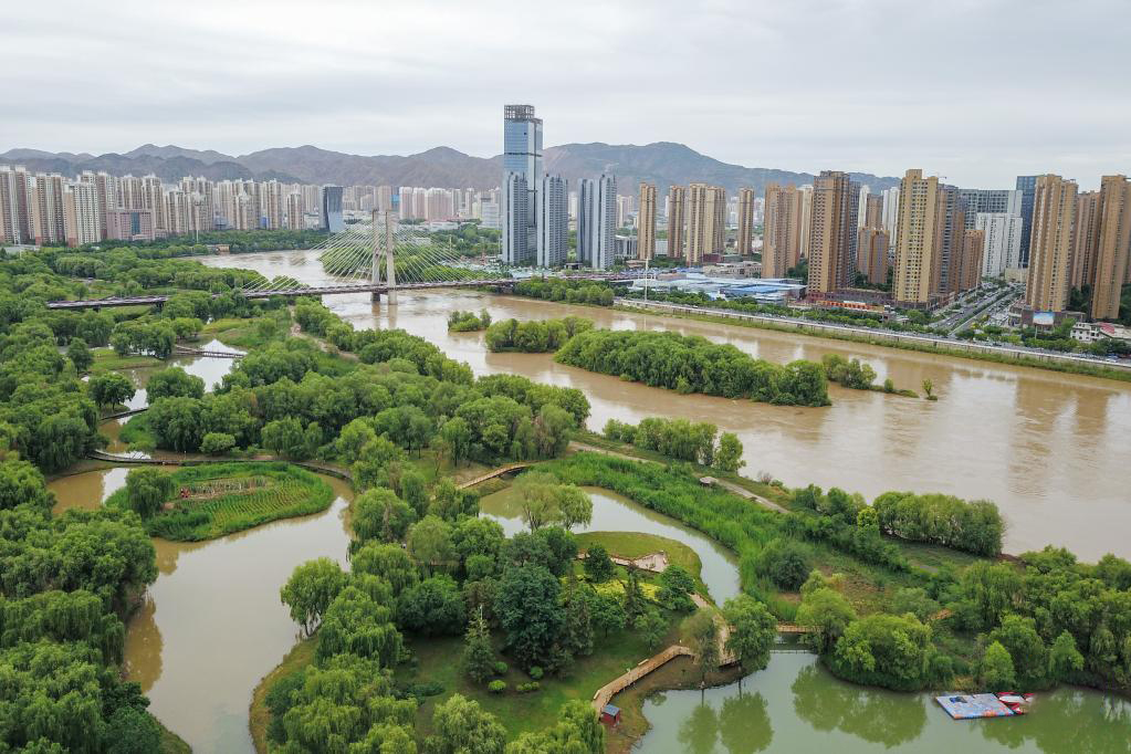 甘肃兰州：银滩湿地美